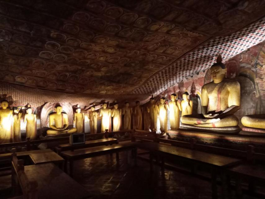 Restwell Homestay Dambulla Bagian luar foto