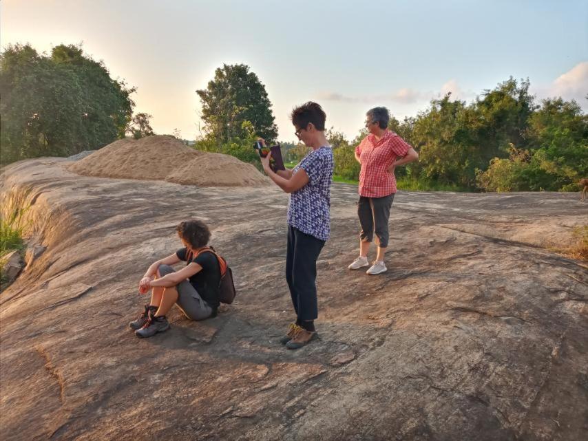 Restwell Homestay Dambulla Bagian luar foto